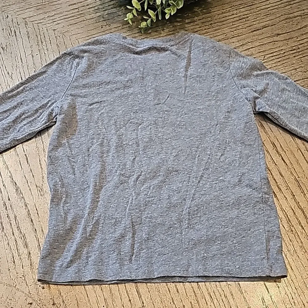 Game day long sleeve shirt size 6-7 Old Navy